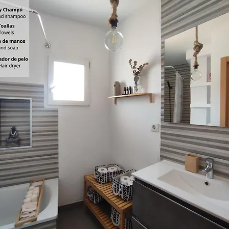 Atico Gran Terraza Luz Apartment