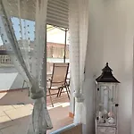 Atico Gran Terraza Luz Apartmán